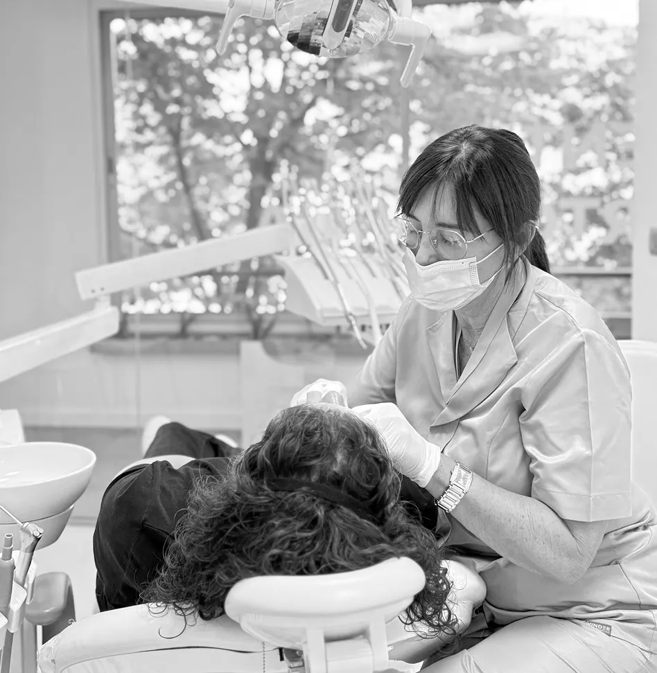 Est&egrave;tica i higiene bucodental a Girona